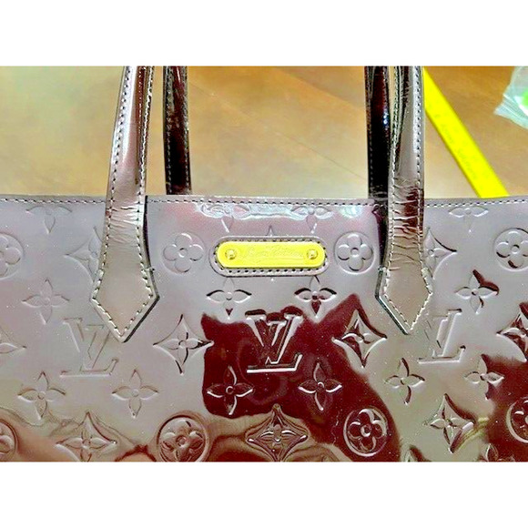 LOUIS VUITTON Monogram Vernis Tote Patent Leather Wilshire MM Amarante Burgundy - Picture 4 of 16